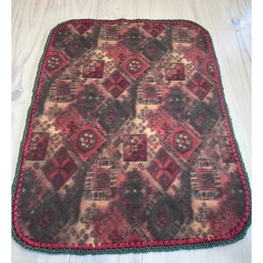 Handmade‎ Fleece Baby Blanket Geometric Southwestern Print Crochet Trim 22x28.5